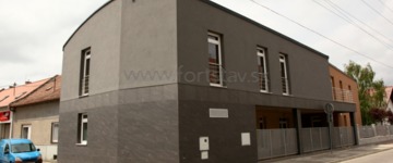 Administratívna budova v Prievoze